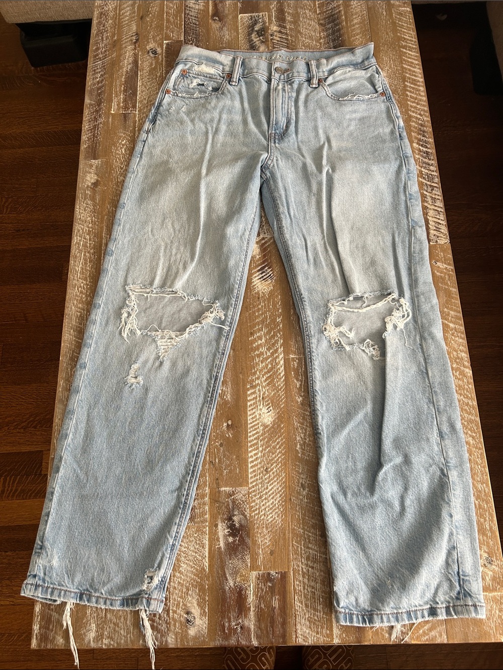 American Eagle Outfitters Light Blue ex boyfriend fit Distressed Jeans
